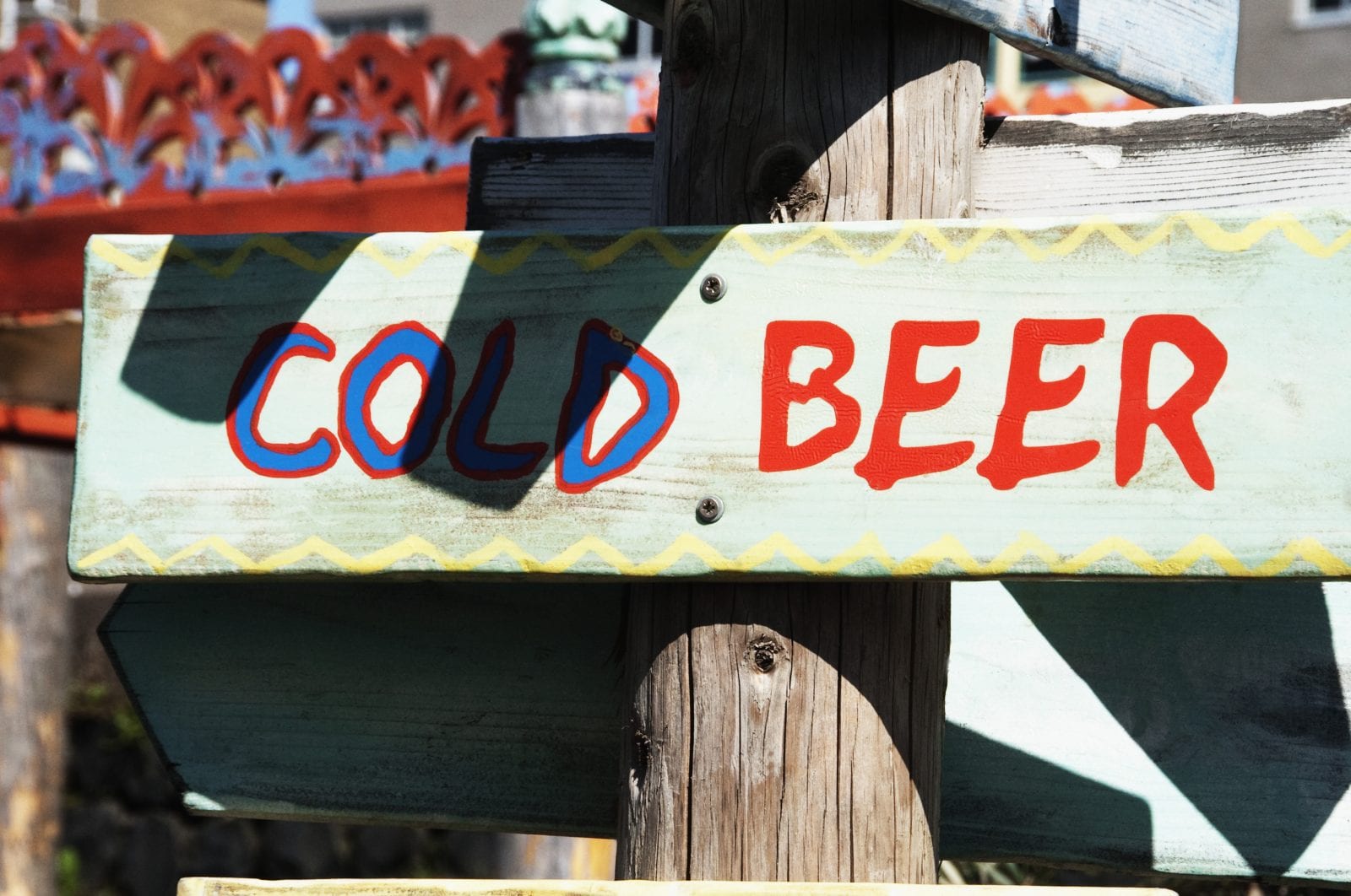 cold-beer-beach-sign